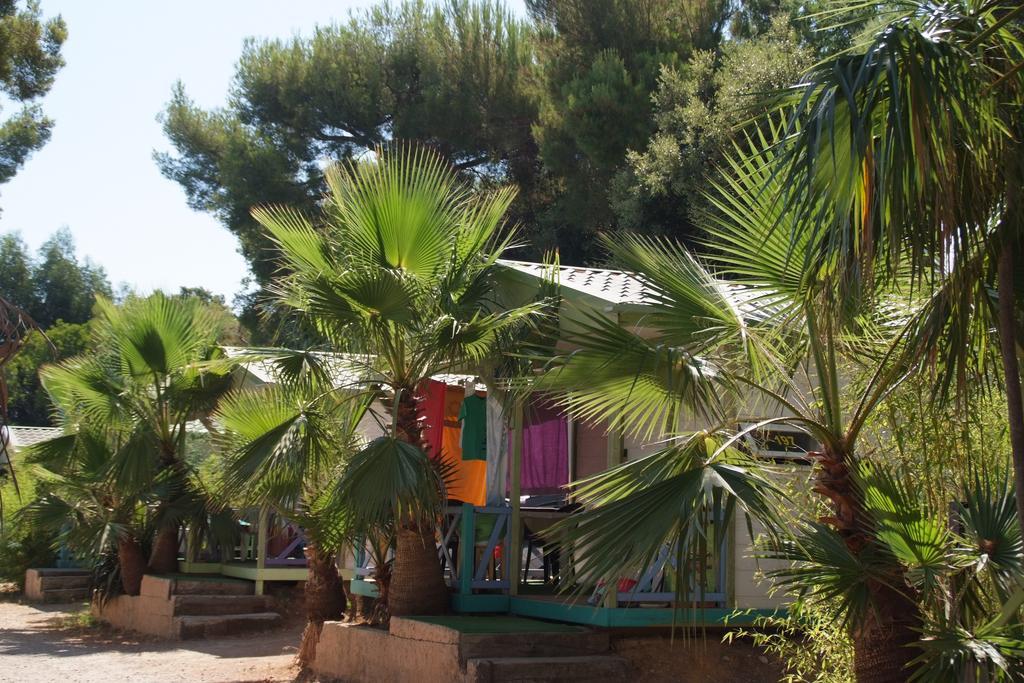 De La Baie Camping 4*